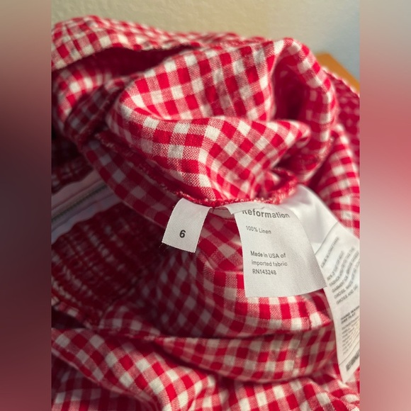 Reformation Red and White Checkered linen jumpsuit- sleeveless- wide leg size 6 - Picture 4 of 9